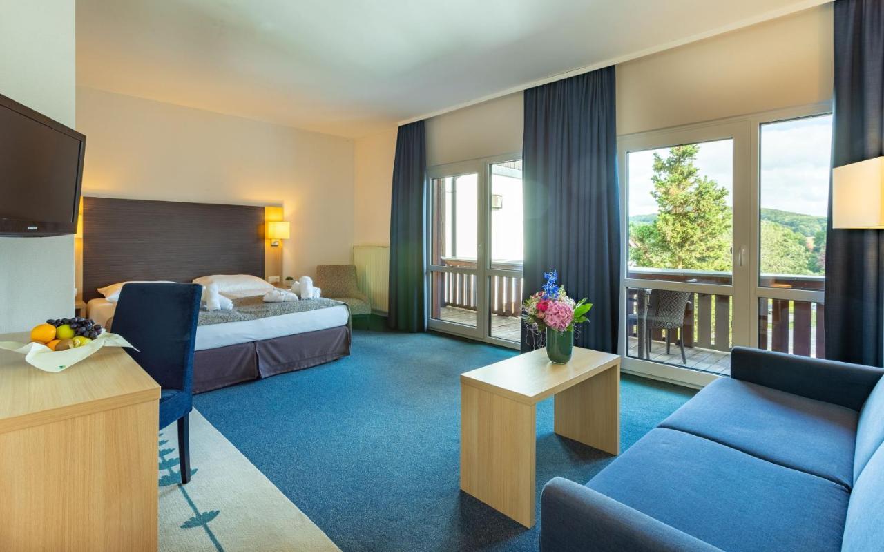 Hotel Rhoen Residence Dipperz Екстериор снимка